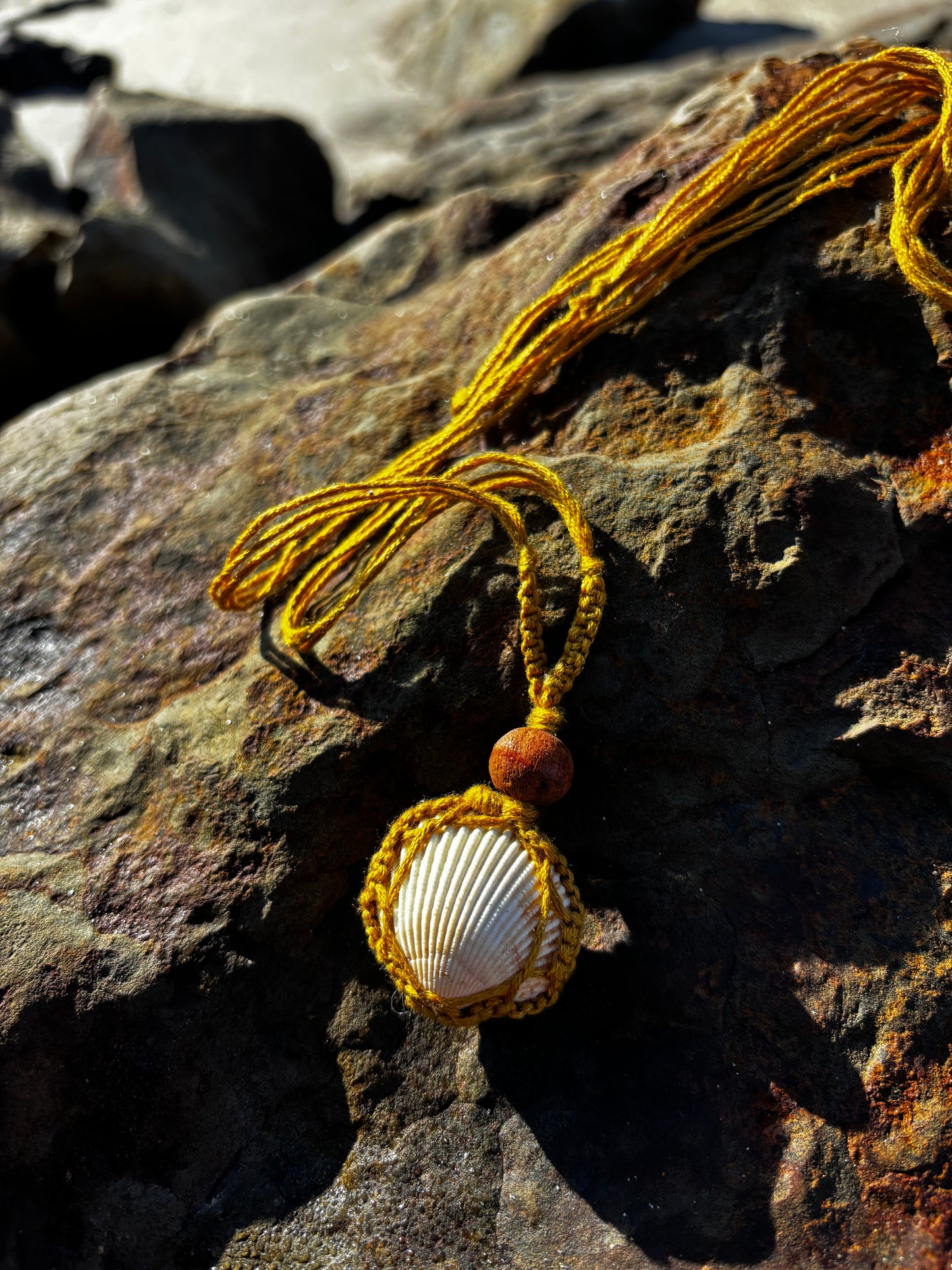 Macrame Seashell Necklace Full Shell