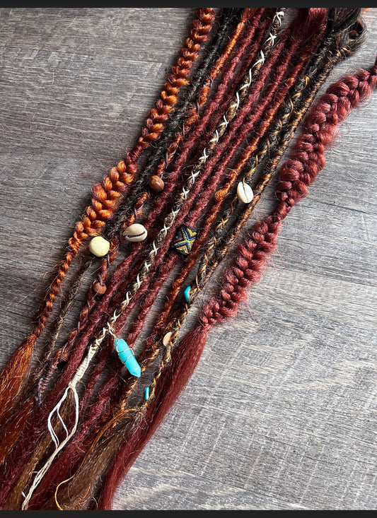 Partial set of synthetic dreadlock extensions